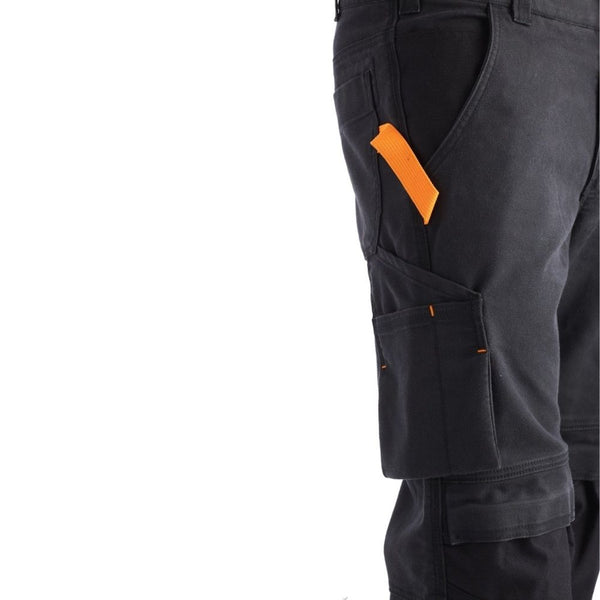 men's Cargo work pants with knee insert pocket close up