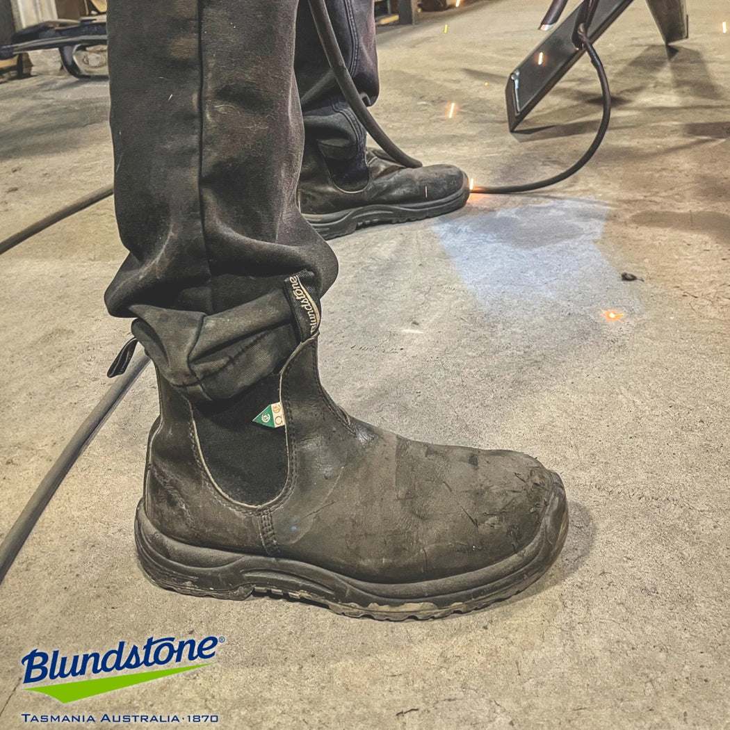 Blundstone 163 Black Unisex Slip-on Steel Toe Work & Safety Boot - Bla