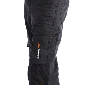 men's Cargo work pants with knee insert pocket close up