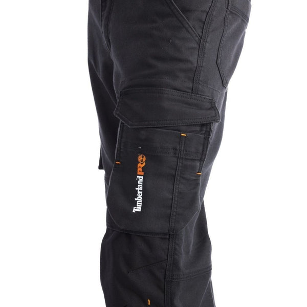 men's Cargo work pants with knee insert pocket close up